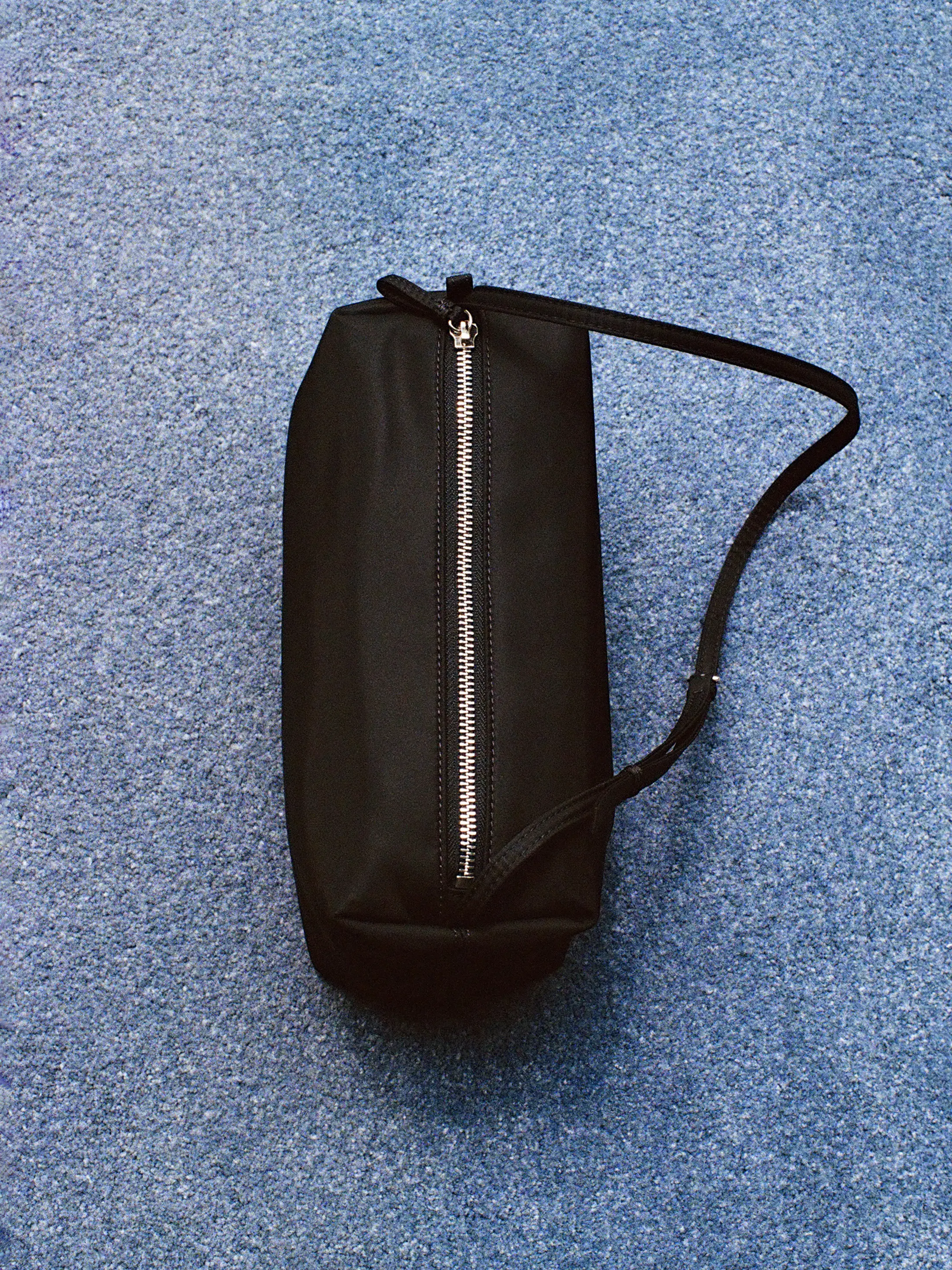 MUSINSA公式 | LOW CLASSIC CARAMEL BOX BAG_BLACK [LC267BA03BK]