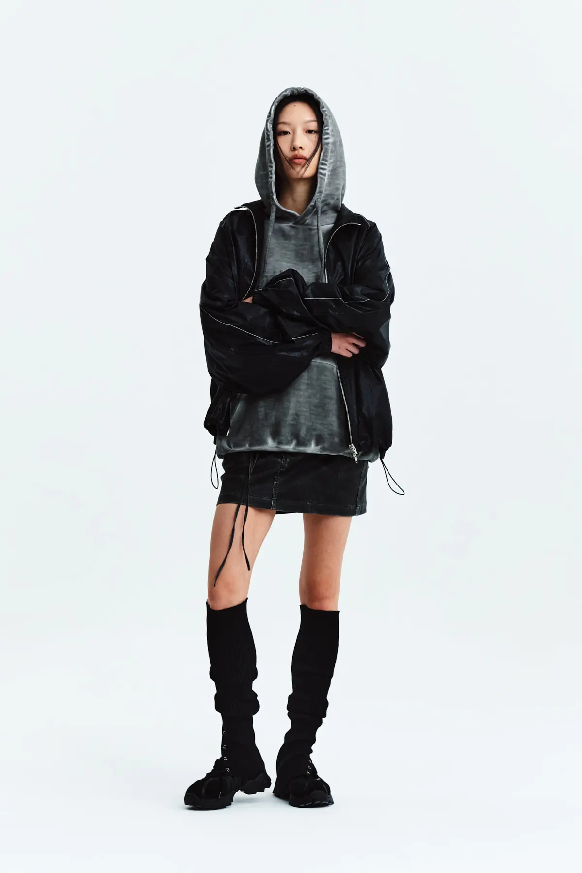 MUSINSA公式 | MATIN KIM MATIN KIM LOGO COATING JUMPER IN BLACK